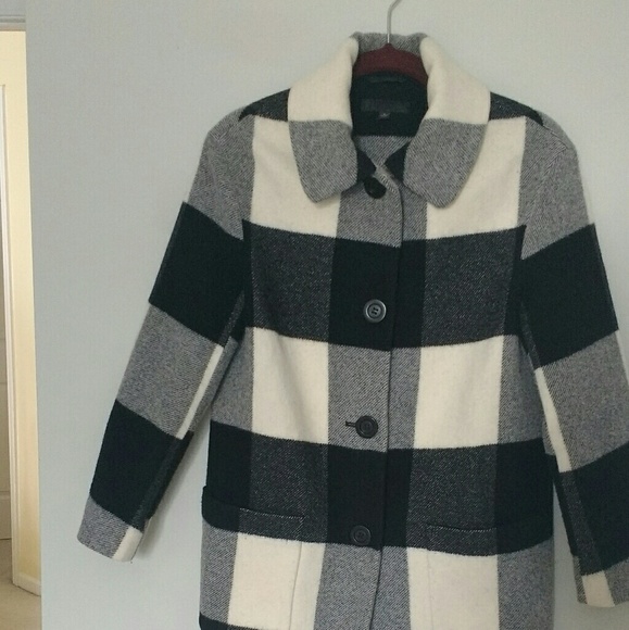 Uniqlo Jackets & Blazers - Uniqlo Black / White wool coat